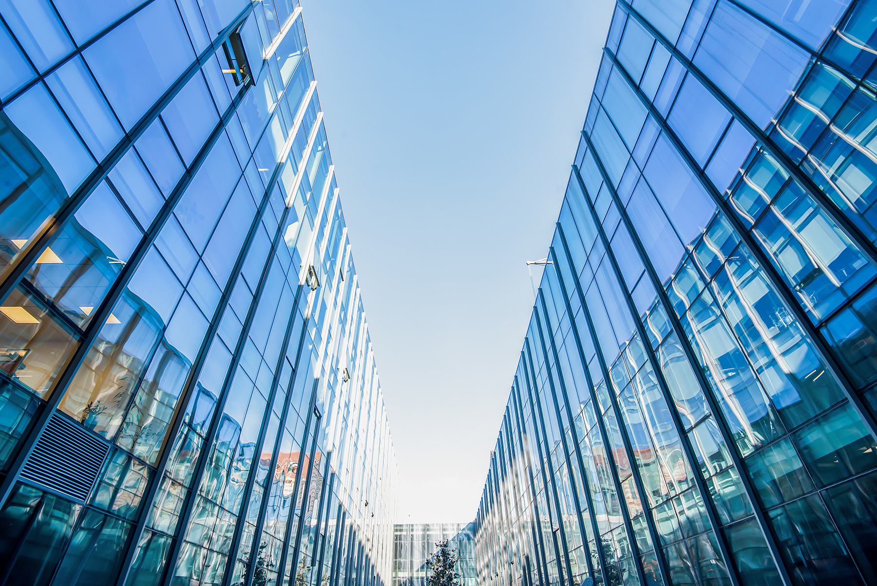 capped facade system 3